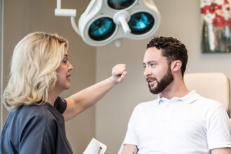 How a Men's Center Helps With Improving Aesthetics
